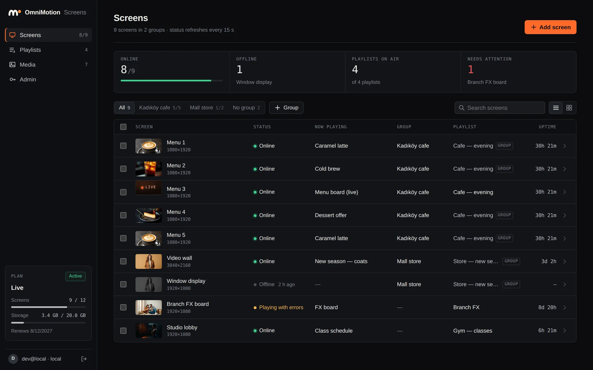 The OmniScreen panel: screens in groups, each with its status and playlist